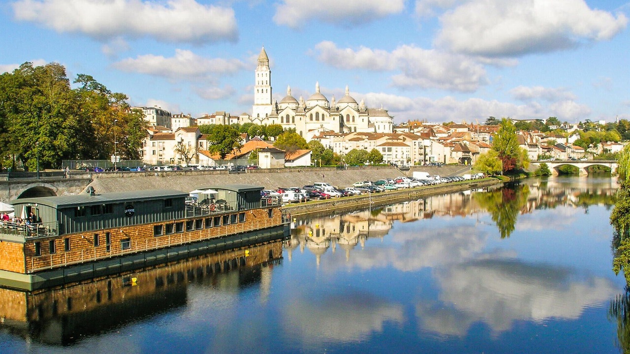Photo of Others in Saint-Aubin-de-Cadelech