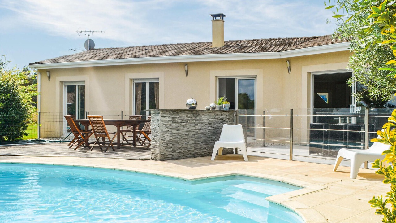Photo of Outdoor in La Roche-Chalais