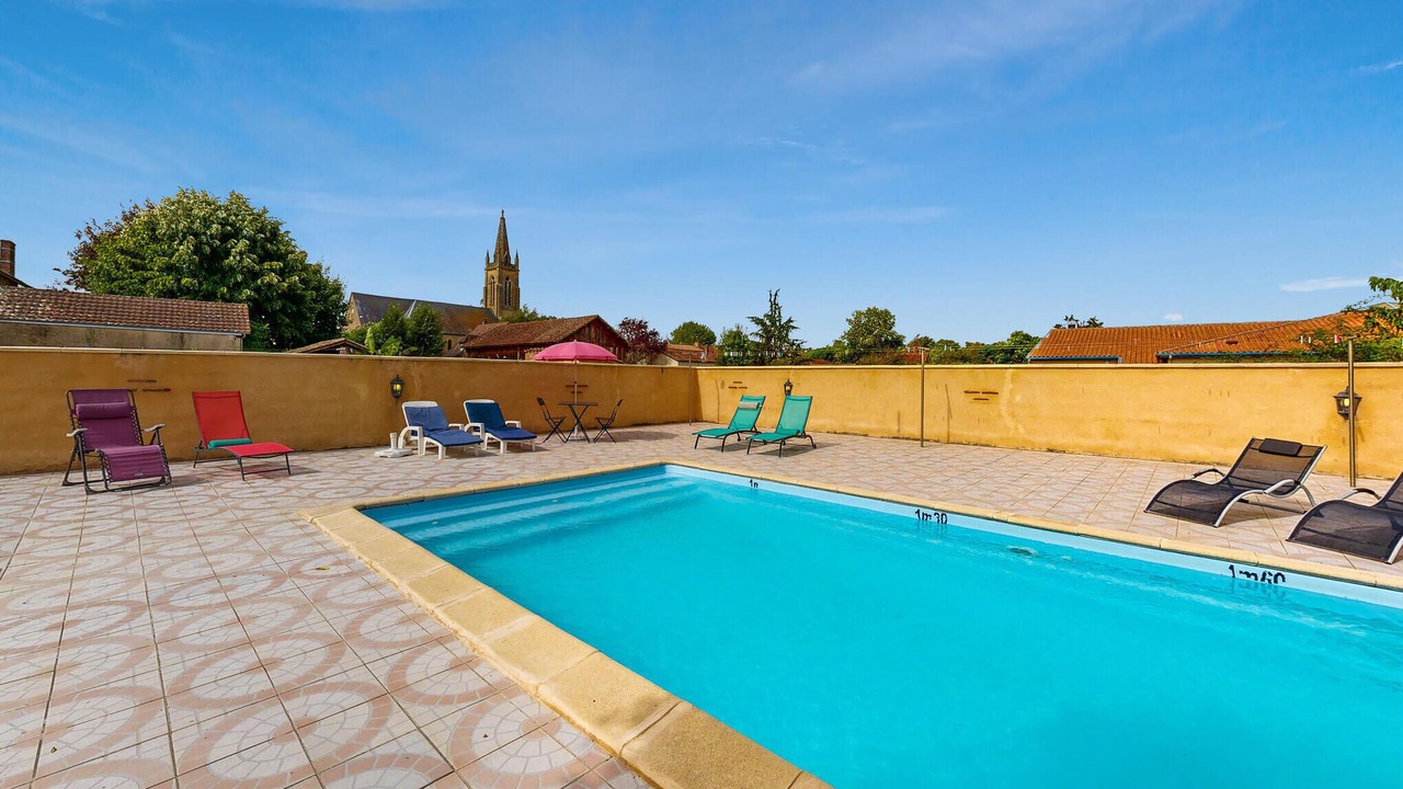 Photo of Outdoor in Saint-Pierre-d'Eyraud