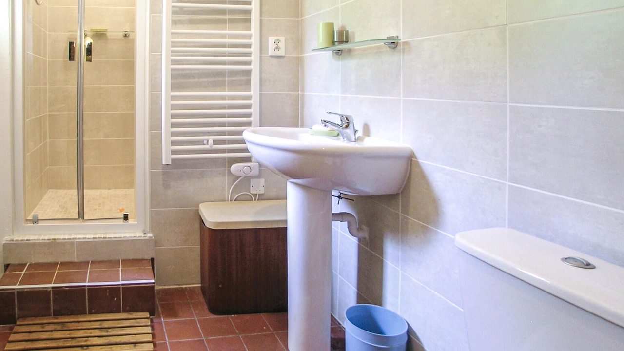 Photo of Bathroom in Lolme
