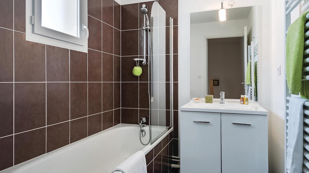 Photo of Bathroom in La Flotte