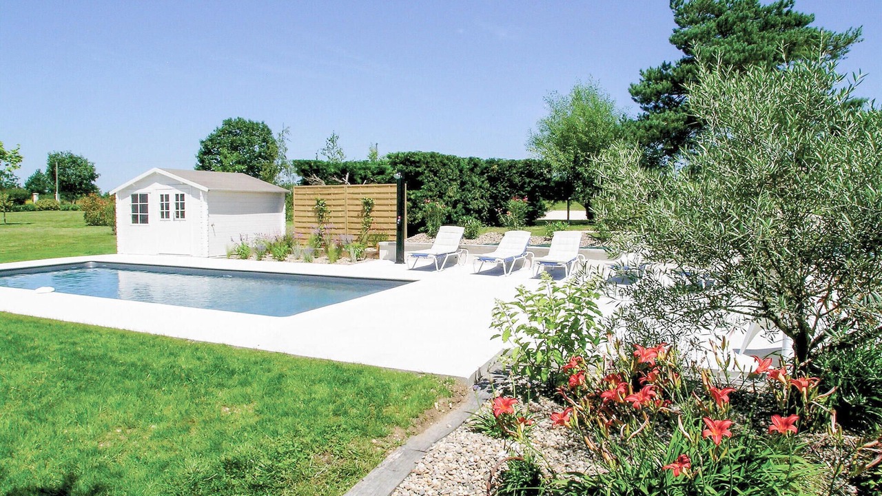 Photo of Outdoor in Saint-Aubin-de-Cadelech