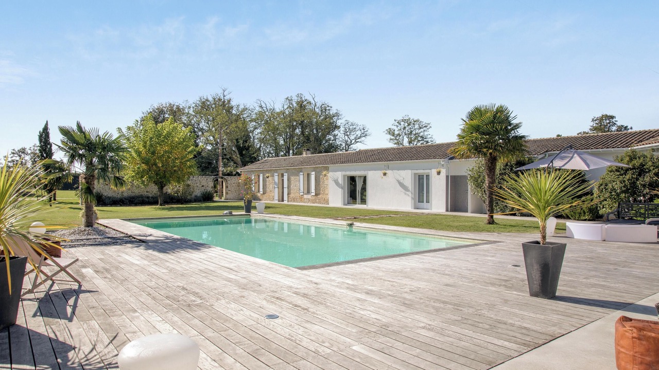Photo of Outdoor in Saint-Germain-dEsteuil