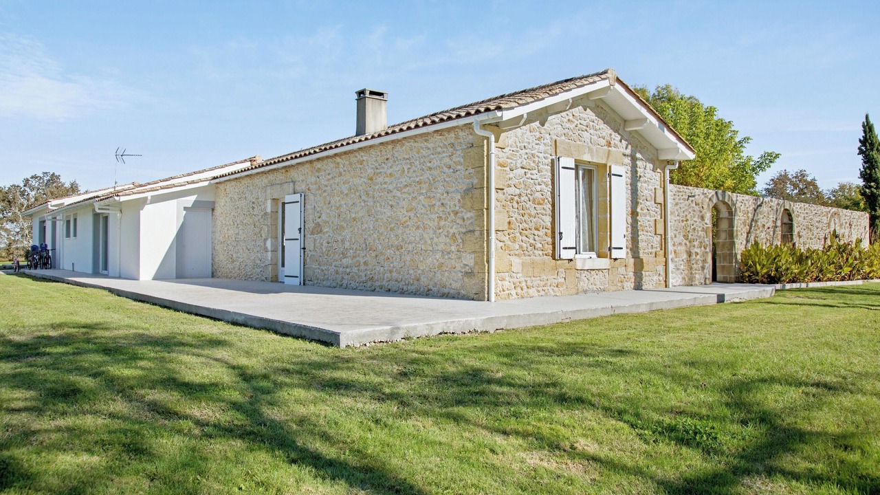 Photo of Others in Saint-Germain-dEsteuil