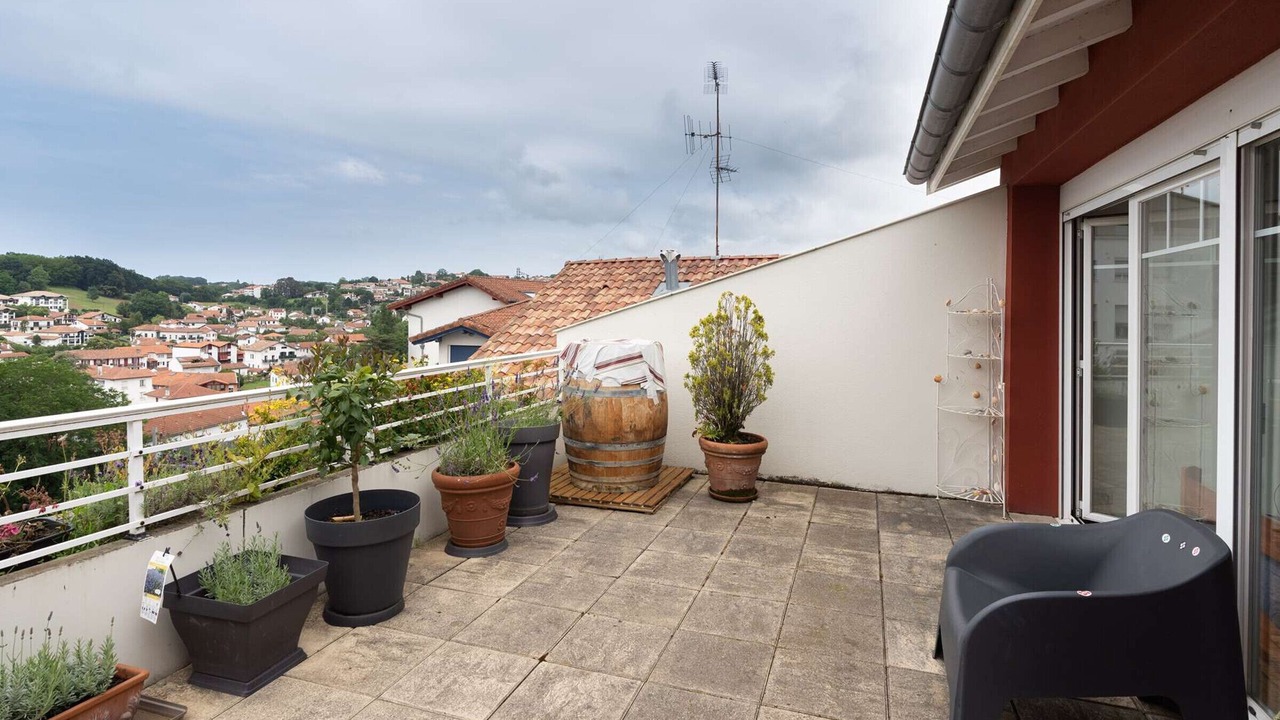 Photo of Patio Balcony in Hendaye