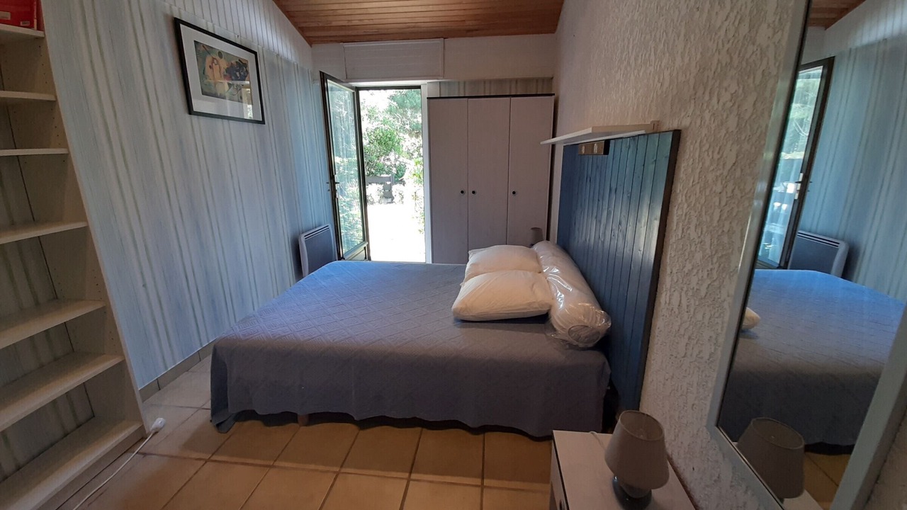Photo of Bedroom in Le Penon