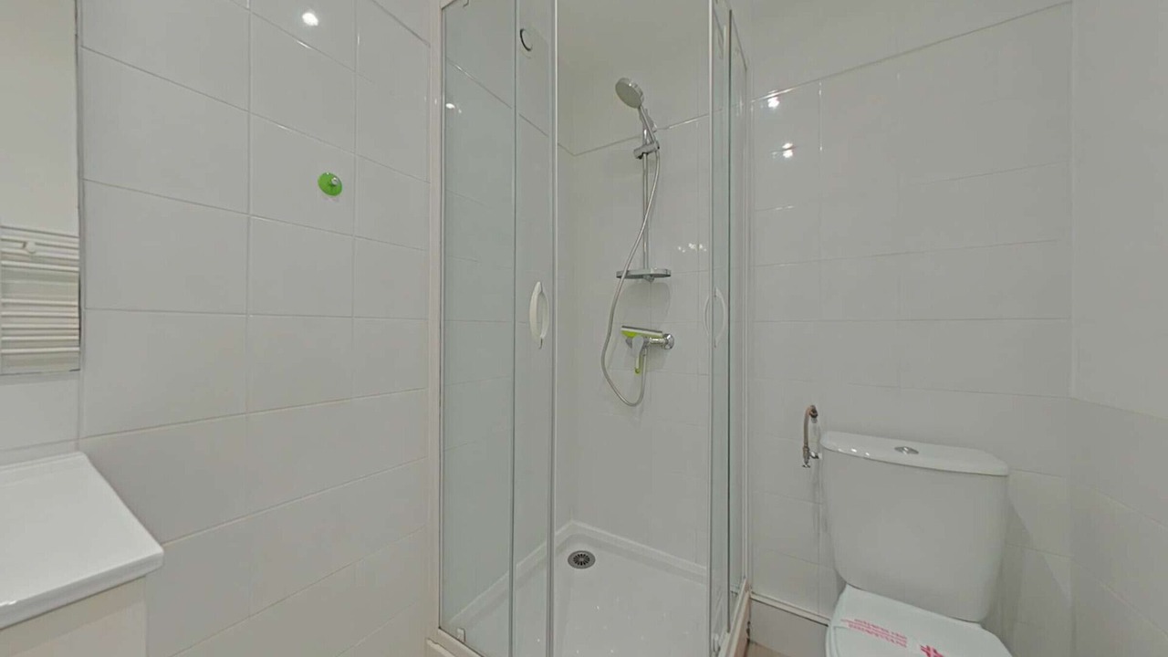 Photo of Bathroom in La Rochelle City Centre