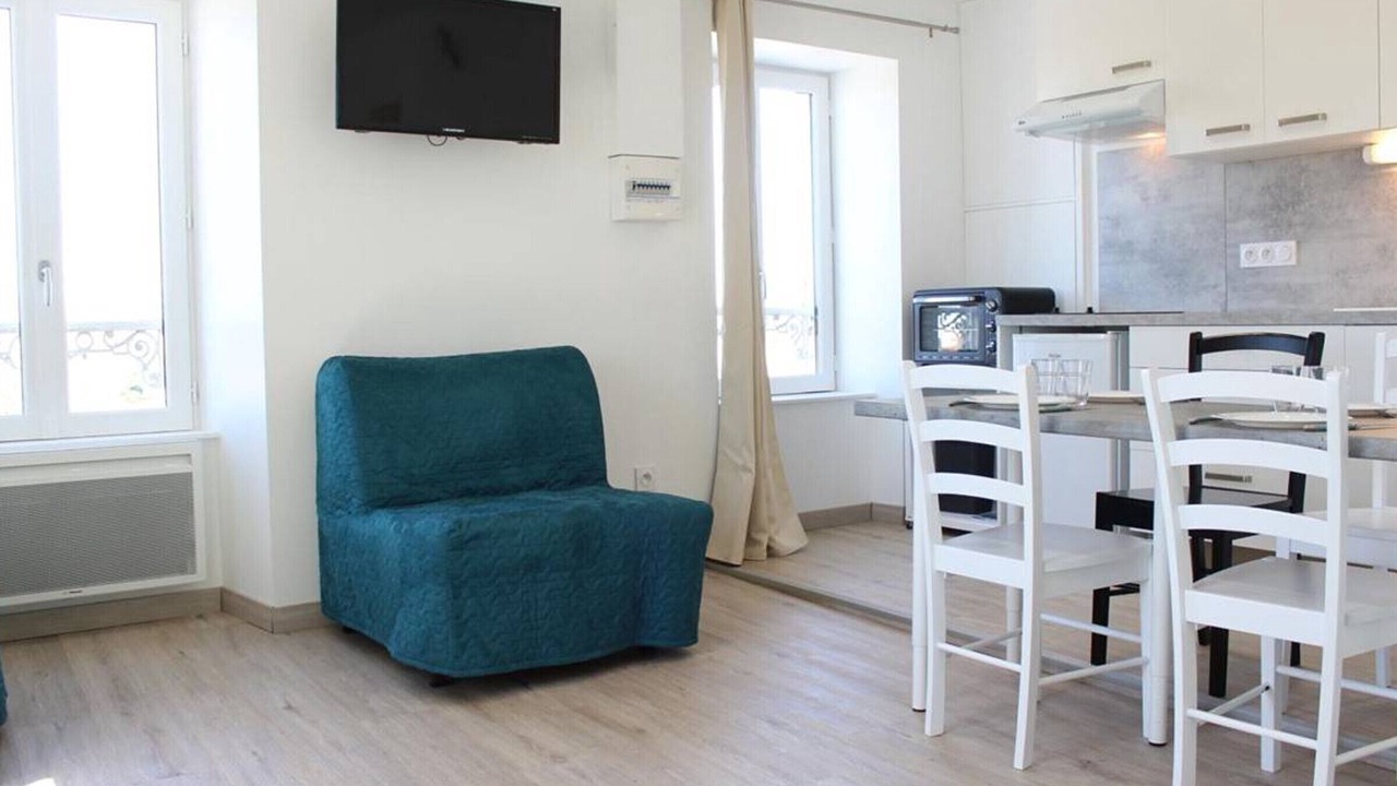 Photo of Livingroom in La Rochelle City Centre
