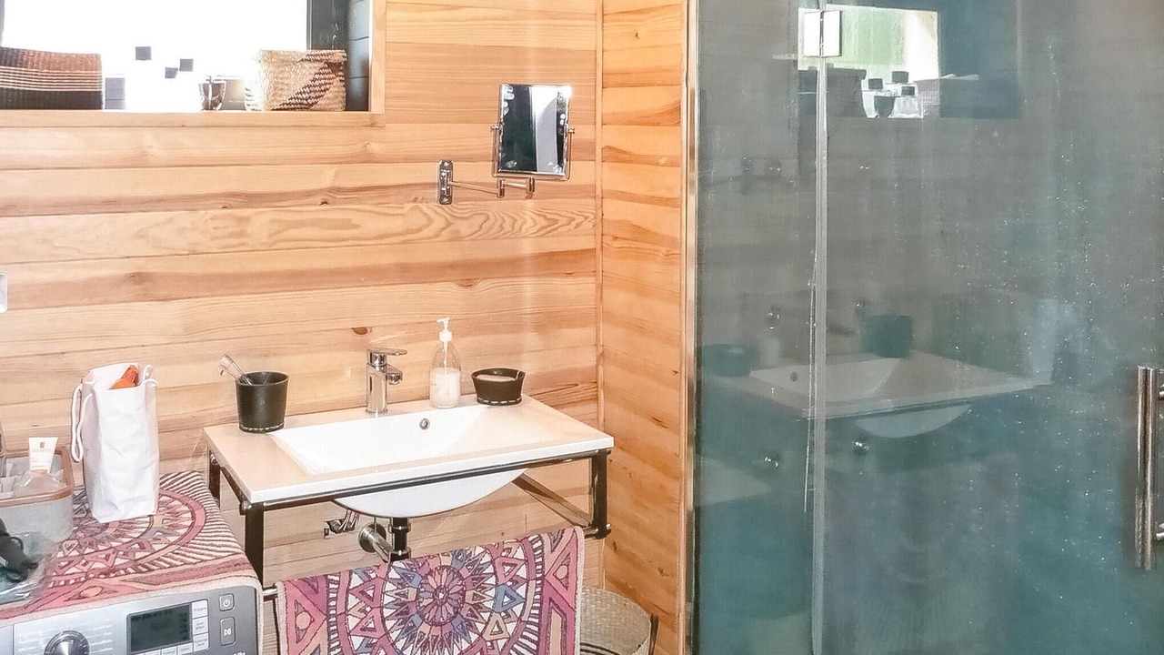 Photo of Bathroom in Arjuzanx