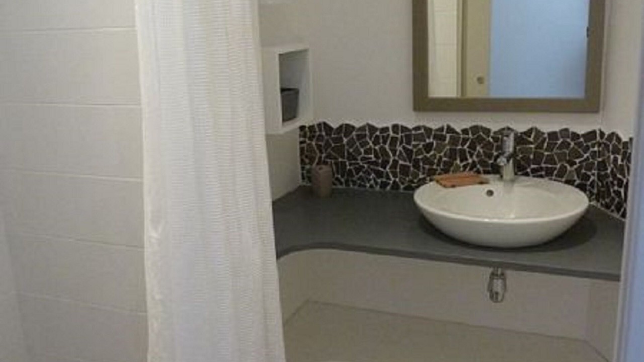 Photo of Bathroom in La Flotte