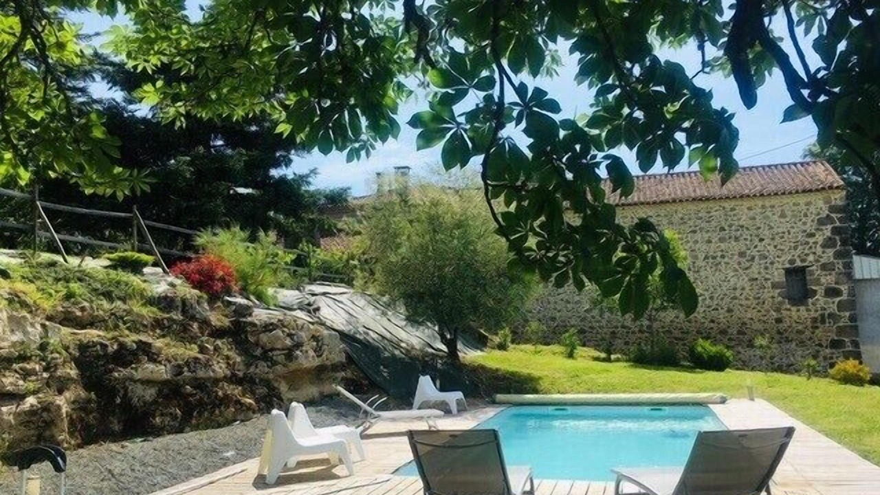 Photo of Outdoor in Nerac