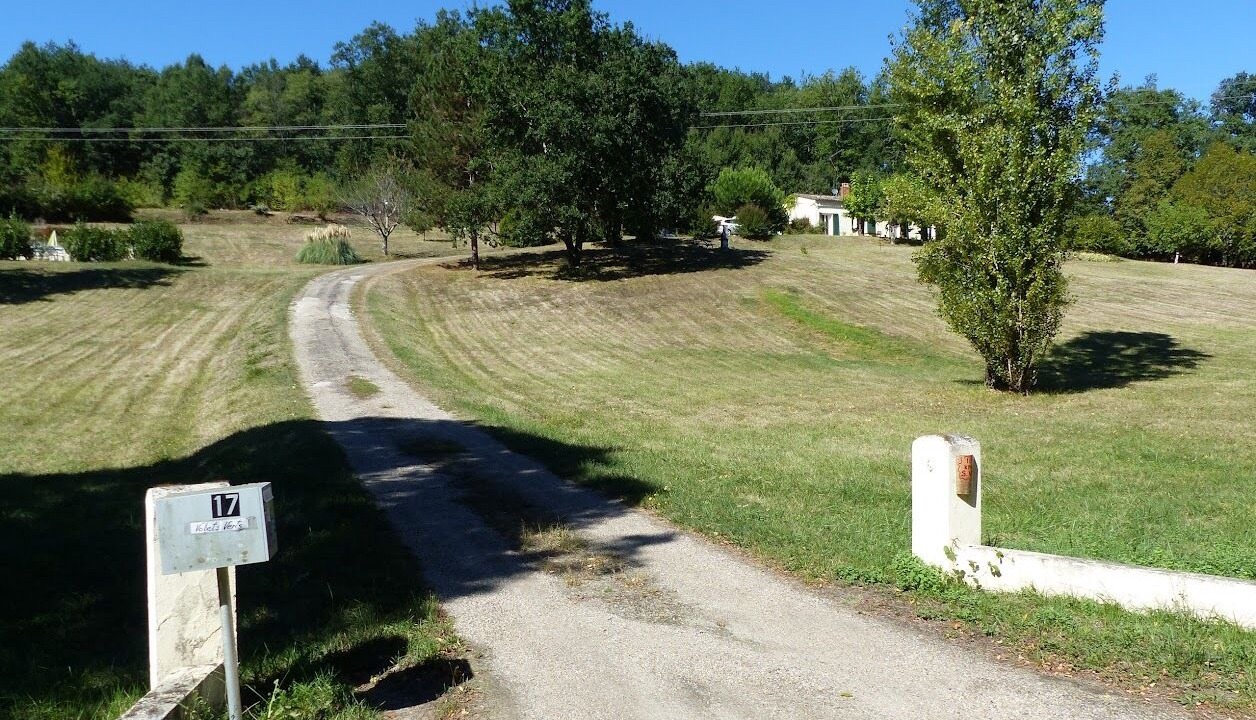 Photo of Outdoor in Lamothe-Montravel