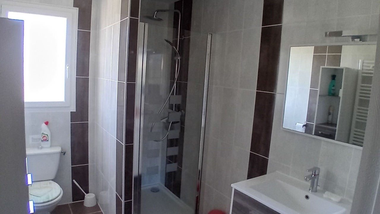 Photo of Bathroom in Saint-Denis-d'Oleron