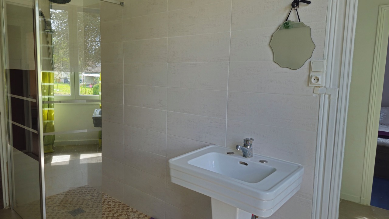 Photo of Bathroom in Sarliac-sur-l'Isle
