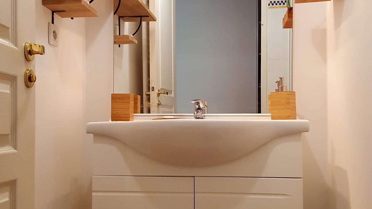 Photo of Bathroom in Centre Ville
