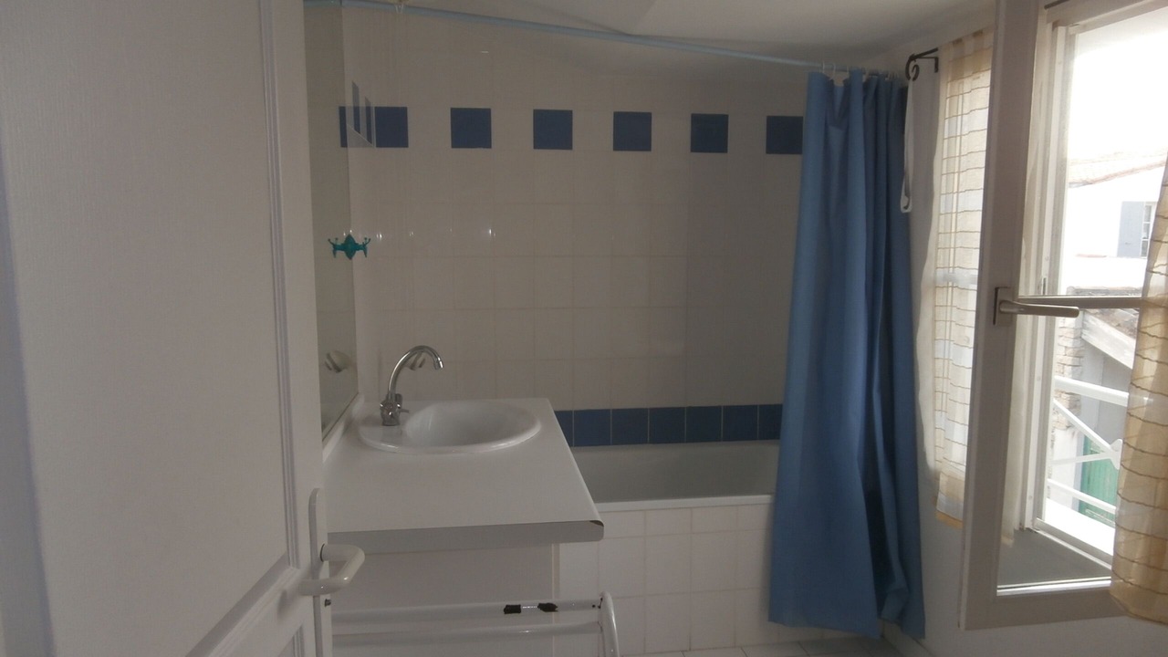 Photo of Bathroom in Saint-Martin-de-Re
