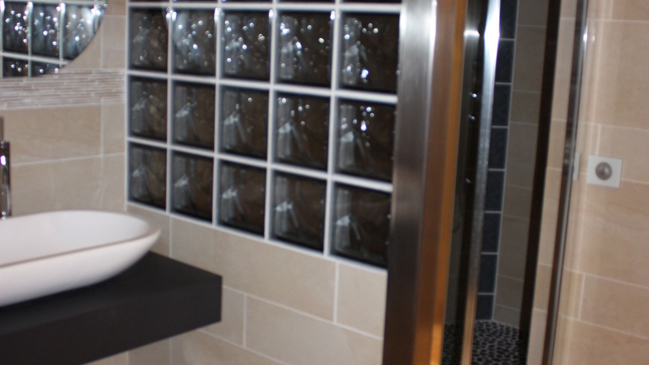 Photo of Bathroom in Avy