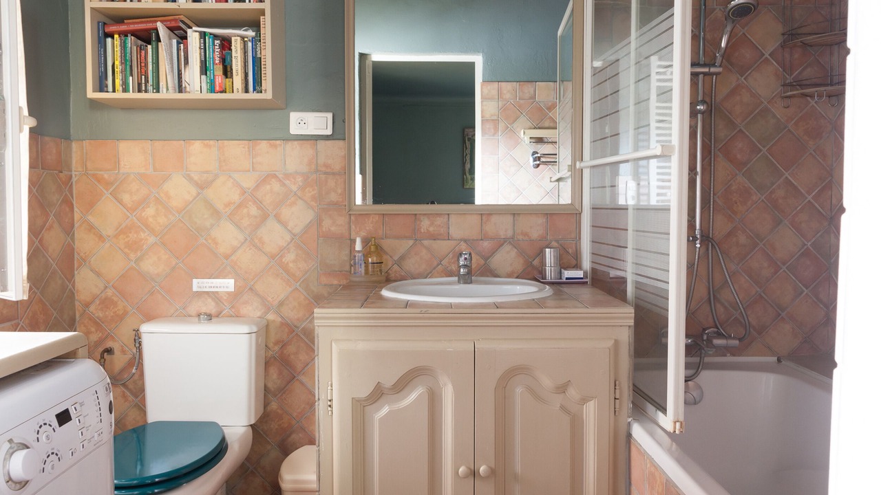 Photo of Bathroom in Les Baux-de-Provence