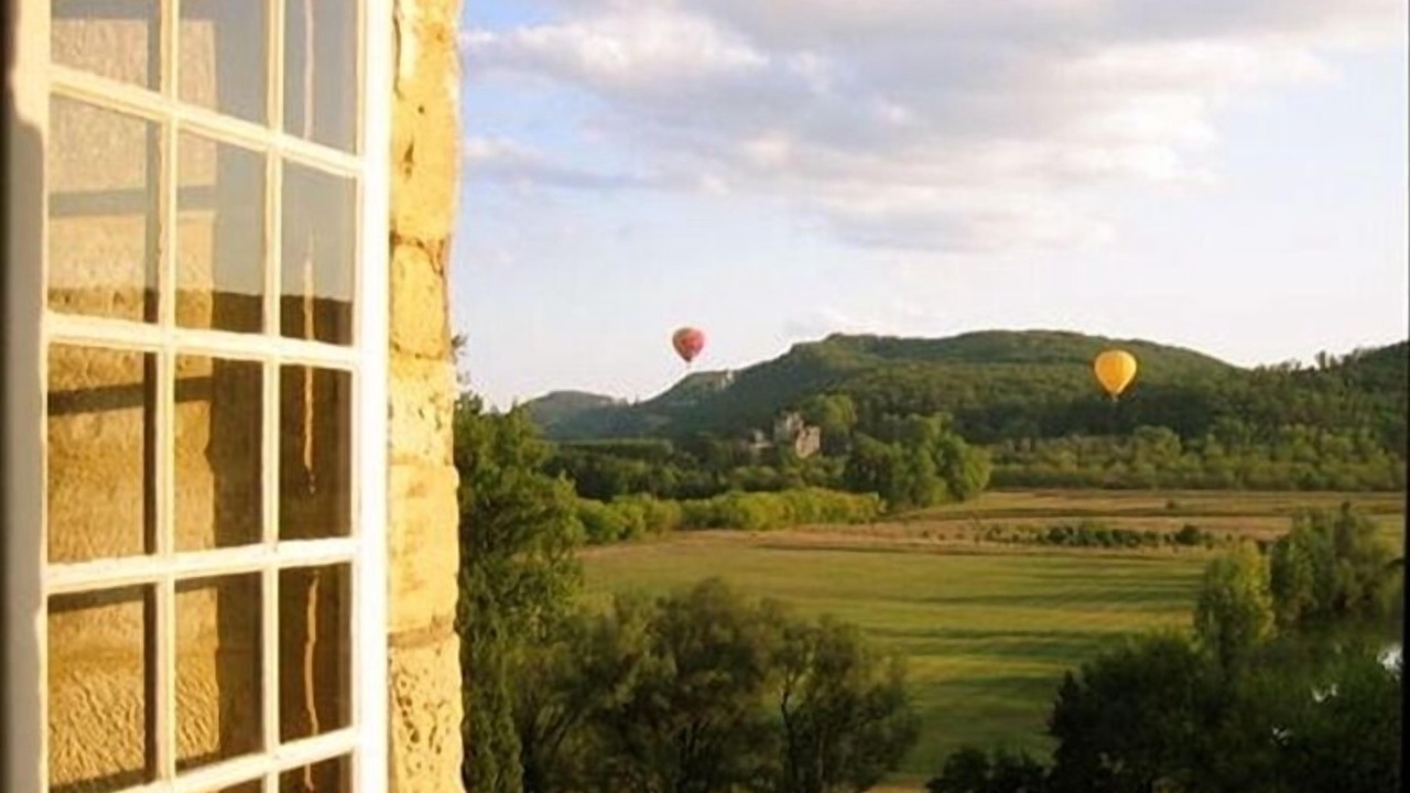 Photo of Bedroom in Beynac-et-Cazenac