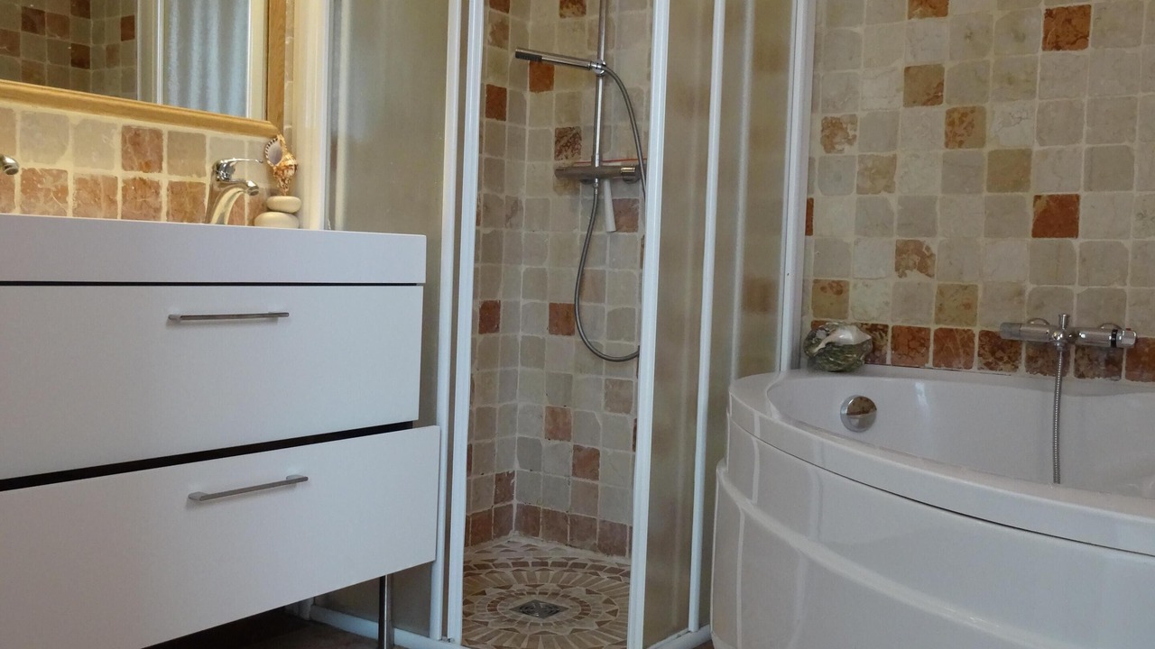 Photo of Bathroom in La Crau