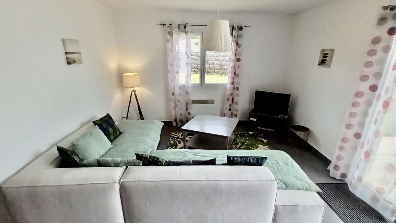 Photo of Livingroom in Sainte-Eulalie-en-Born