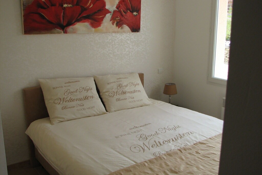 Photo of Bedroom in Segonzac