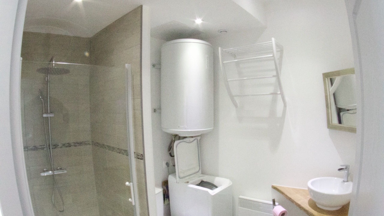 Photo of Bathroom in Fouras