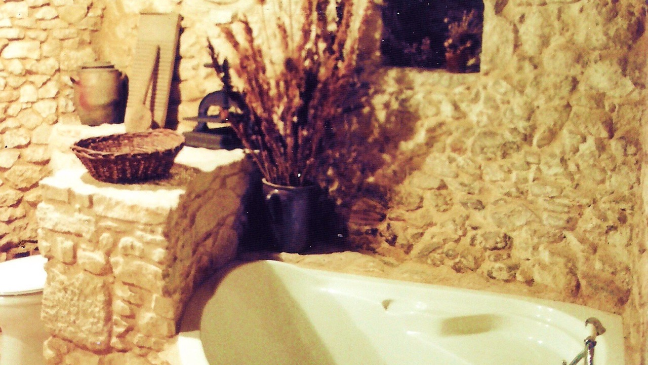 Photo of Bathroom in Varaignes