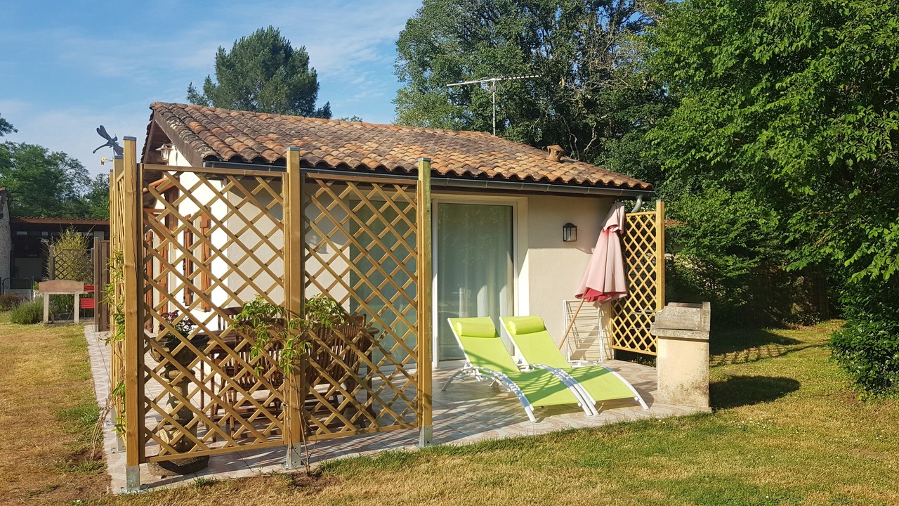 Photo of Patio Balcony in Bussac-Foret