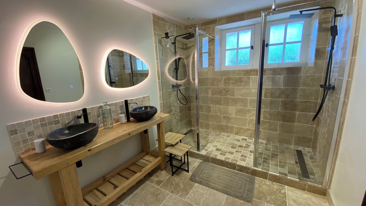 Photo of Bathroom in Douzillac