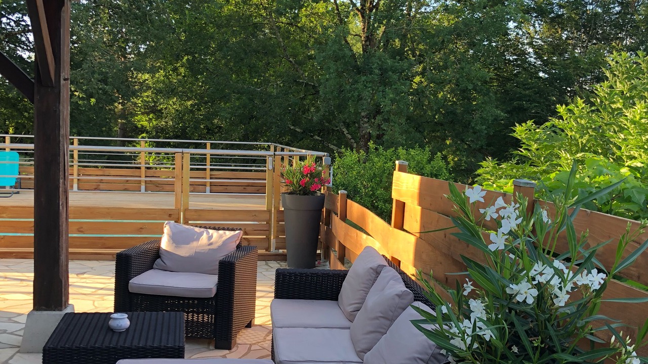 Photo of Patio Balcony in Douzillac