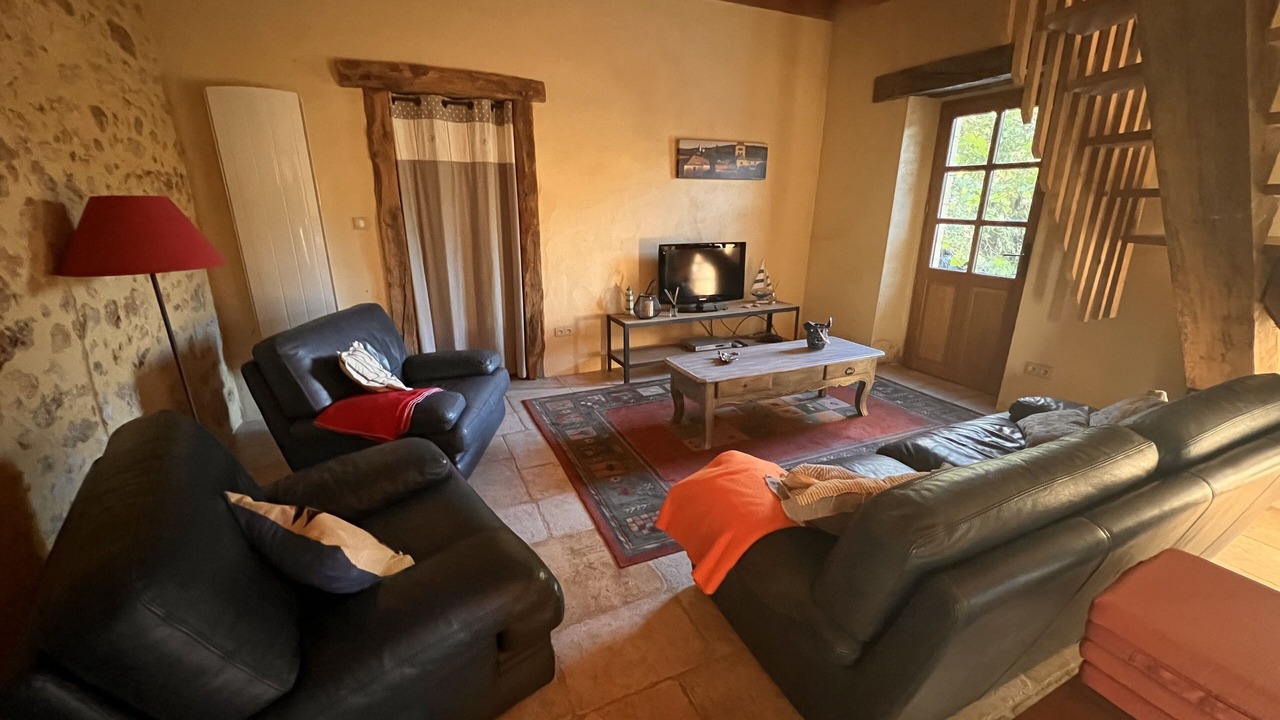 Photo of Livingroom in Rouffignac-Saint-Cernin-de-Reilhac