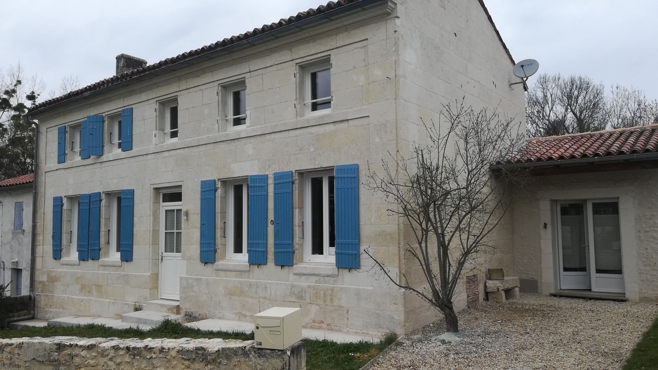 Photo of Outdoor in Courcoury