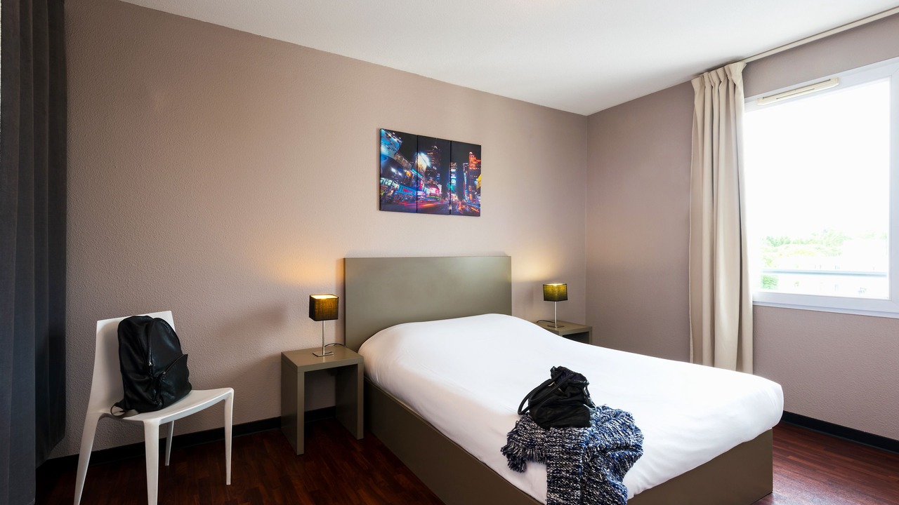 Photo of Bedroom in Talence