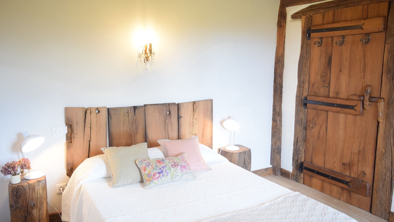 Photo of Bedroom in Sare
