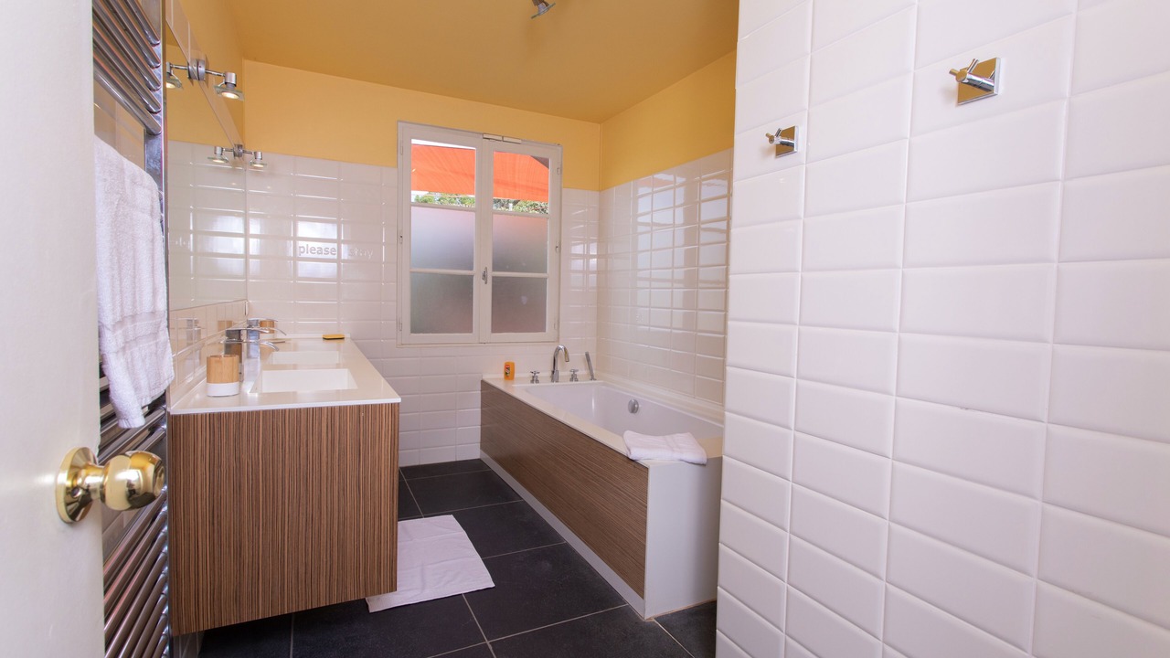 Photo of Bathroom in Carqueiranne