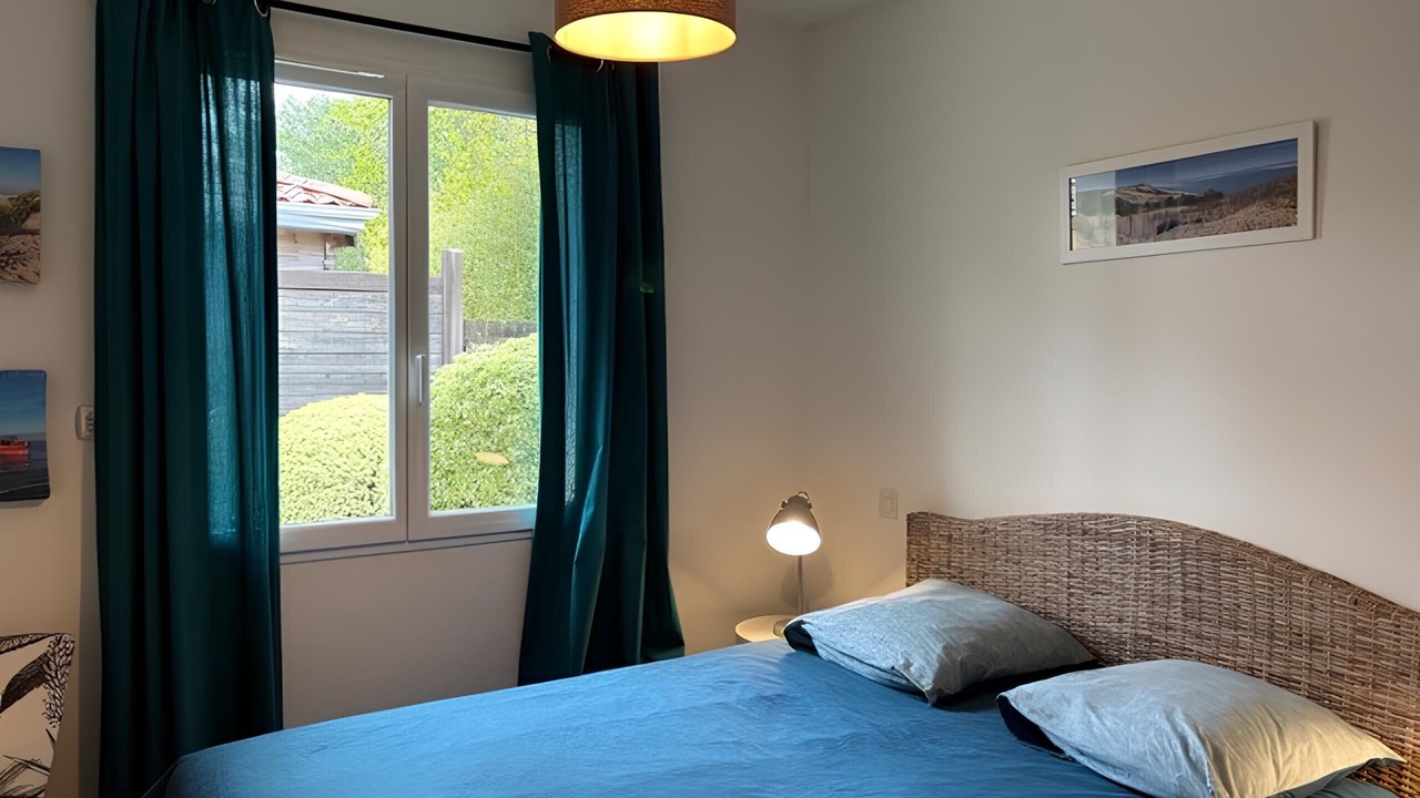 Photo of Bedroom in La Teste-de-Buch