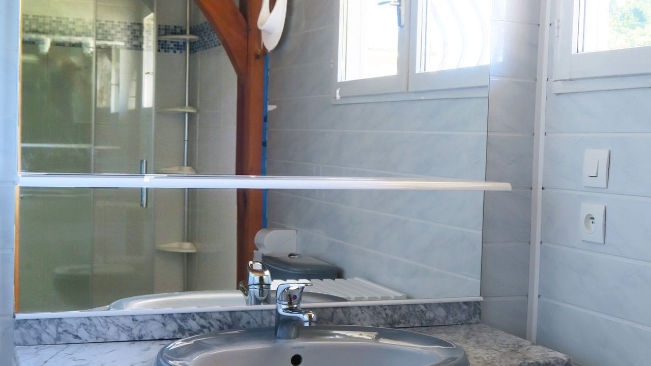 Photo of Bathroom in Saint-Justin