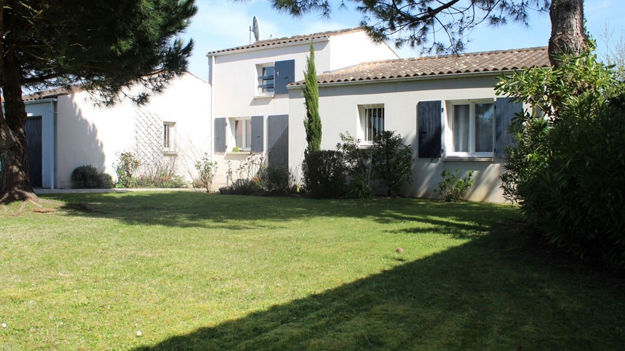 Photo of Outdoor in Cheray