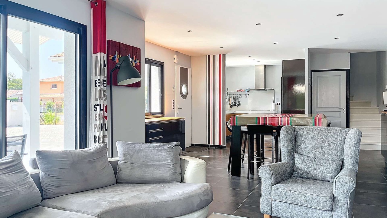 Photo of Livingroom in Messanges