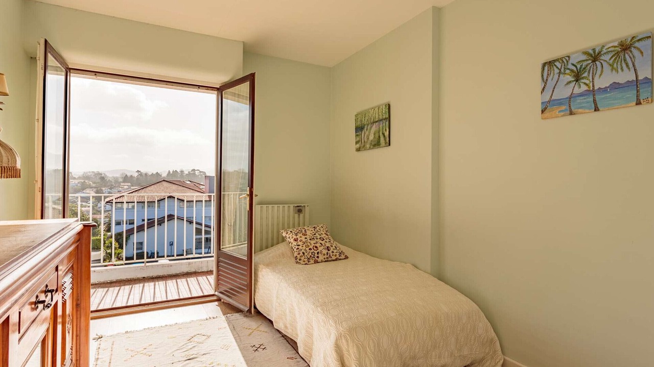 Photo of Bedroom in Saint-Jean-de-Luz