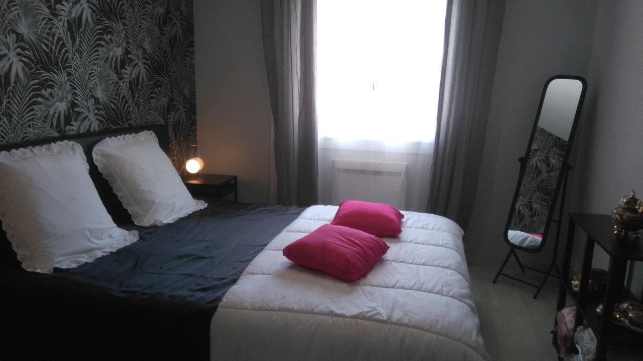 Photo of Bedroom in Saint-Aubin-de-Medoc