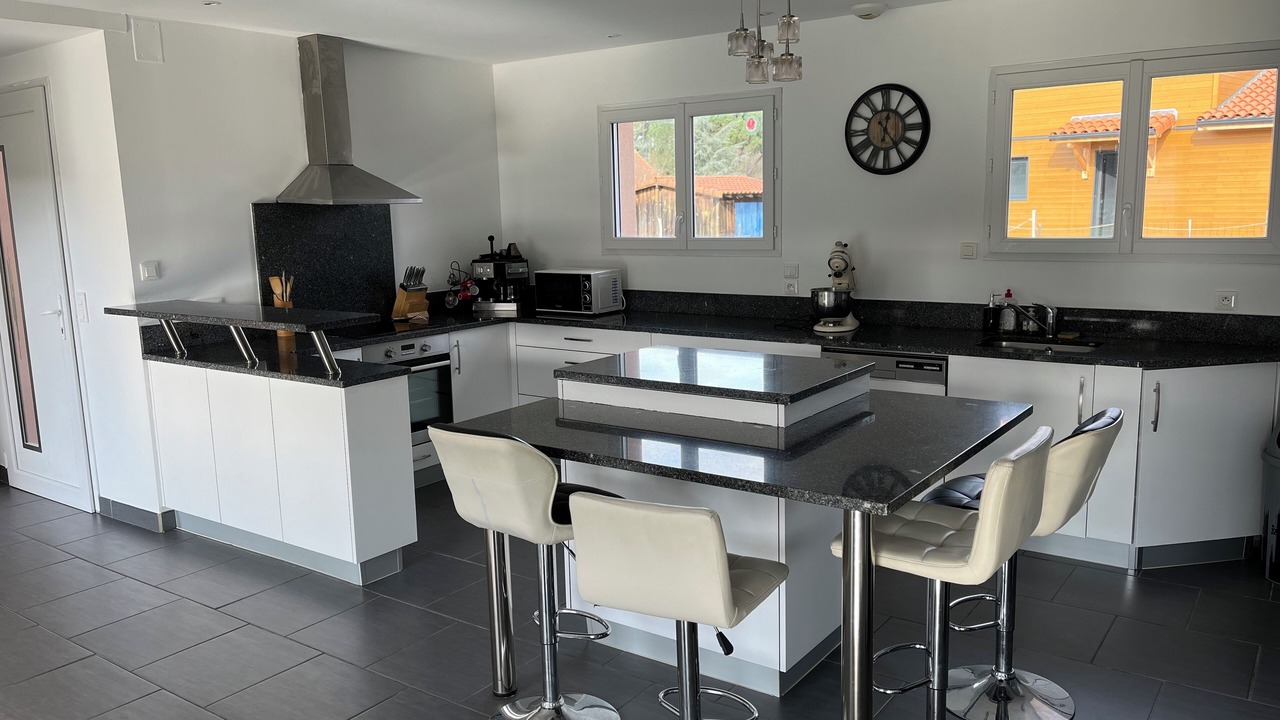 Photo of Kitchen in Lit-et-Mixe