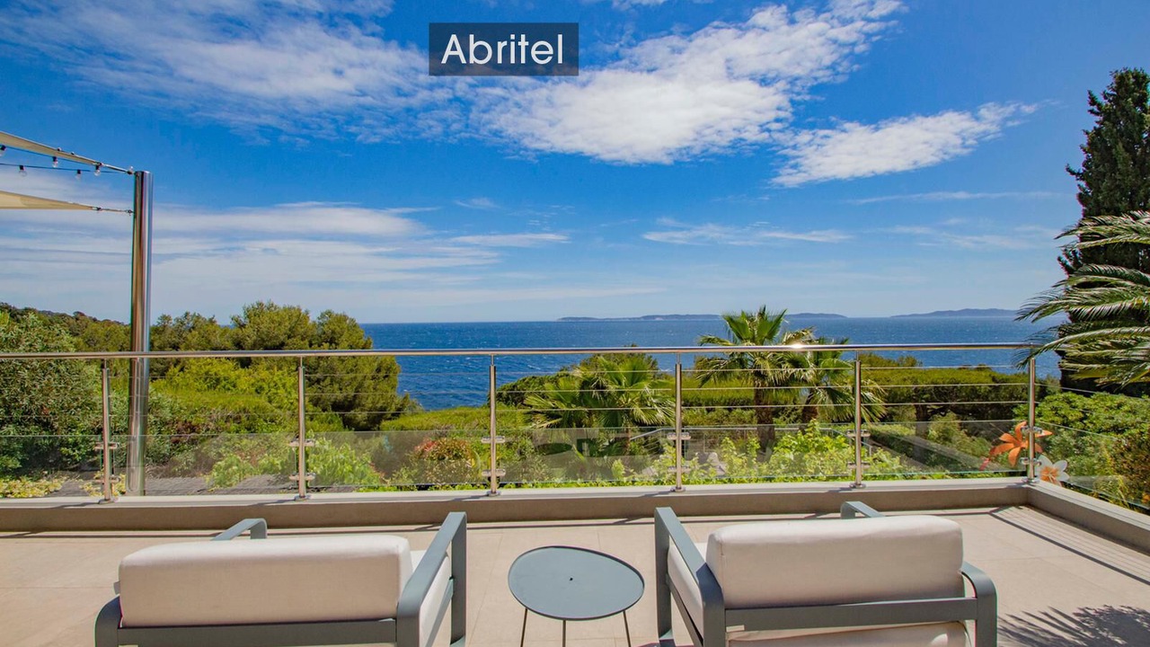 Photo of Patio Balcony in Le Lavandou