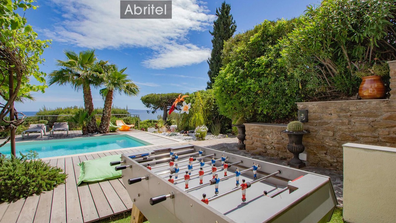 Photo of Patio Balcony in Le Lavandou