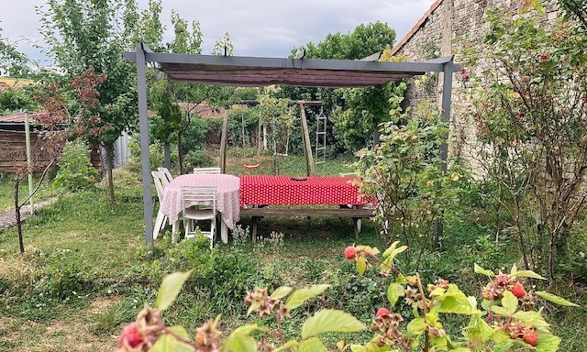 Photo of Outdoor in Villejesus