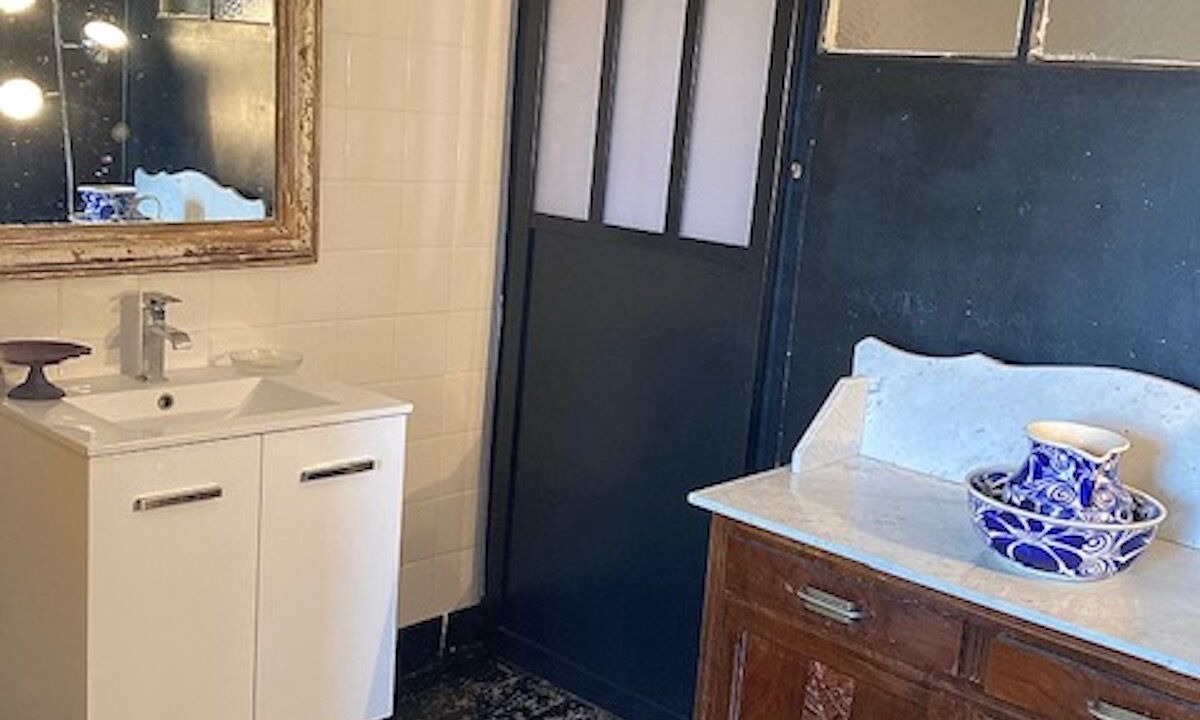 Photo of Bathroom in Villejesus