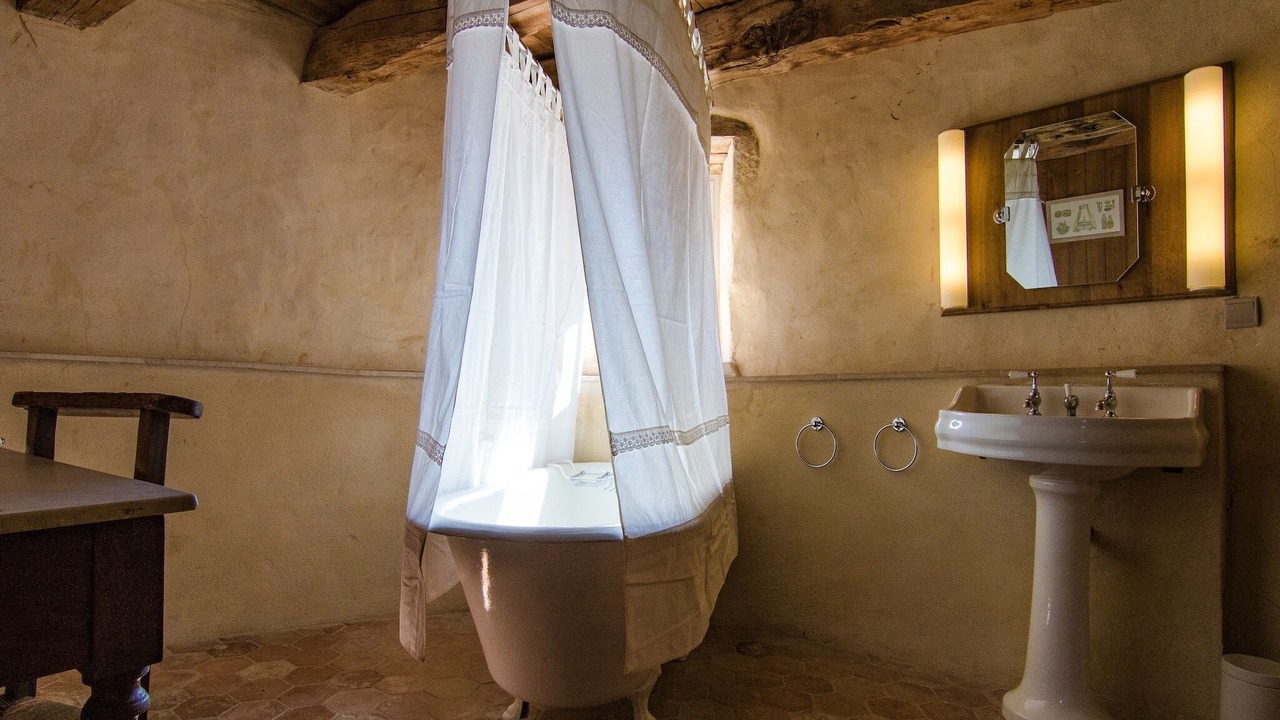 Photo of Bathroom in Saint-Georges-de-Montclard