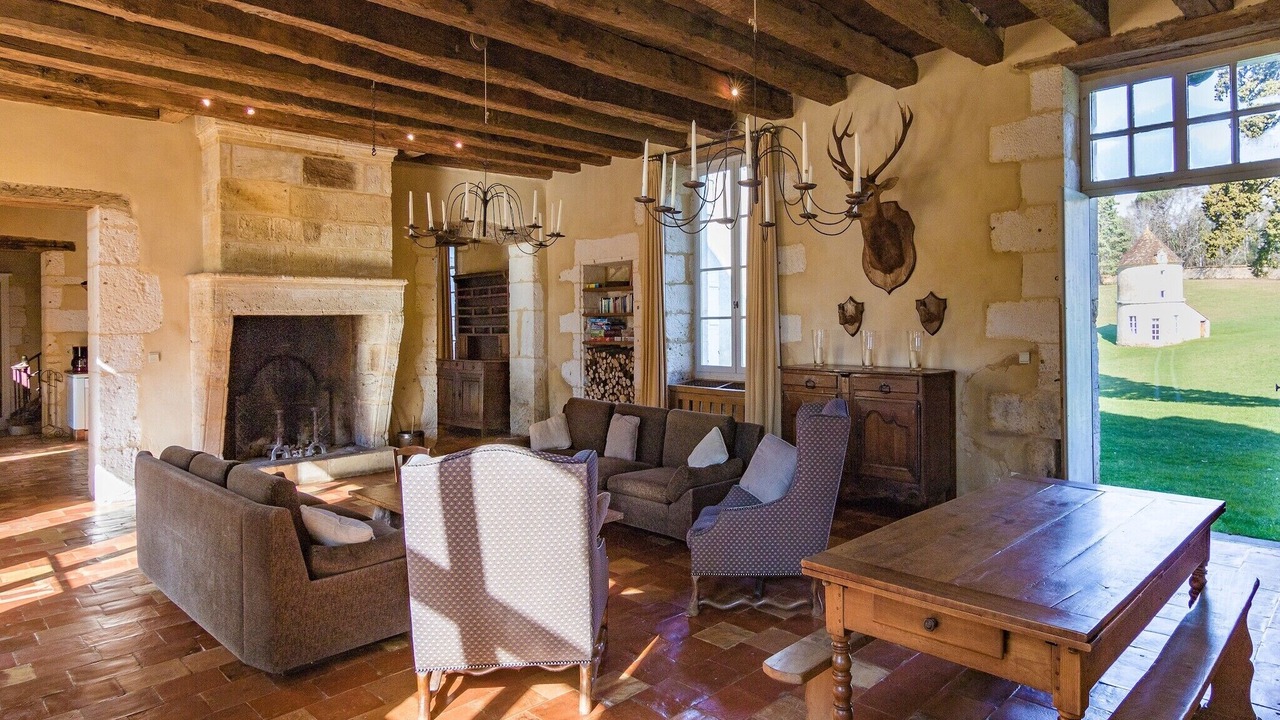 Photo of Livingroom in Saint-Georges-de-Montclard
