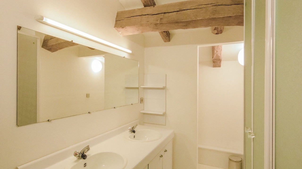 Photo of Bathroom in Saint-Georges-de-Montclard